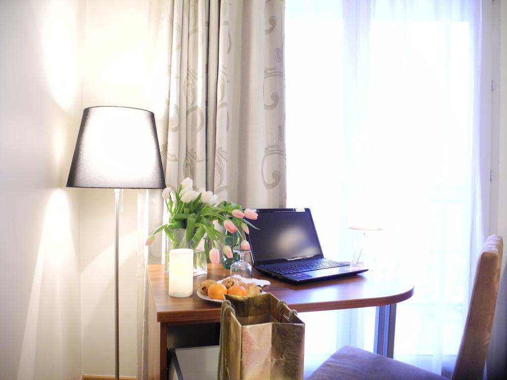 Two-Bedroom Suite,113443376:JPEG